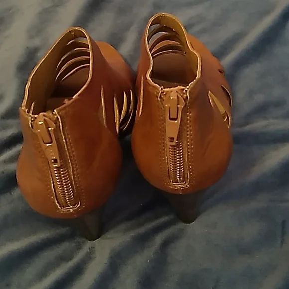 Franco Sarto Brown High Heel Zip Back Gladiator Shoes - Picture 3 of 8